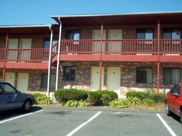 Naugatuck Motor Lodge Main image
